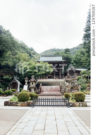 Inaba Shrine Tower Gate 129769167