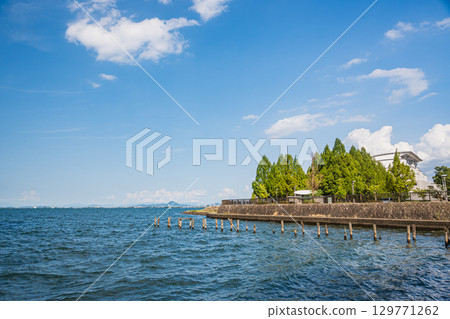 大津市琵琶湖的夏日風景 大津市琵琶湖的夏日風景 129771262