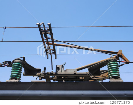 列車單臂受電弓 129771370