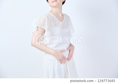 Image of a woman's stomach Image of a woman's stomach 129771685