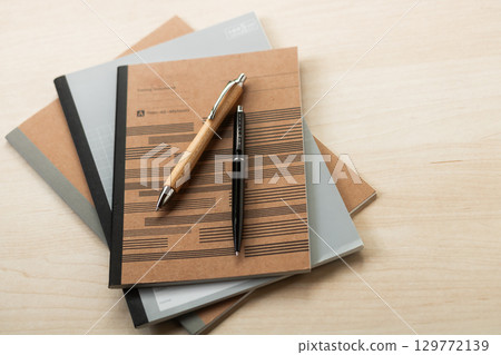 3 types of notebooks and 2 types of ballpoint pens 3 types of notebooks and 2 types of ballpoint pens 129772139