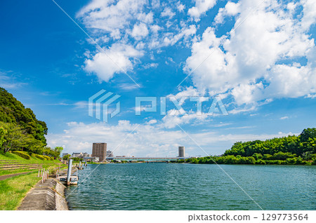 夏季瀨田川風光 滋賀縣大津市 129773564