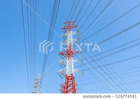 Transmission lines, an important social infrastructure (image of electric power) 129774591
