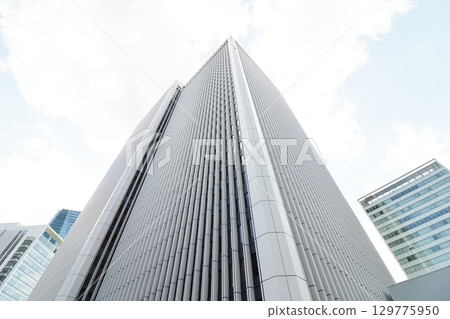 skyscraper skyscraper 129775950