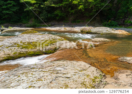 <群馬縣>夏季的吹割瀑布 129776254