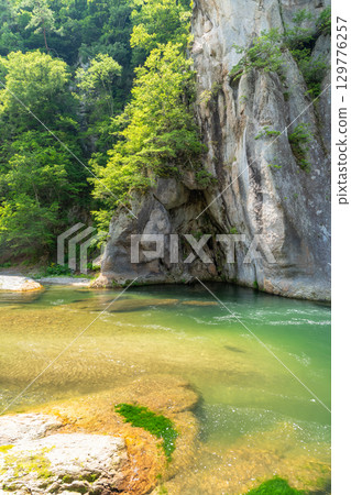 <群馬縣>夏季的吹割瀑布 <群馬縣>夏季的吹割瀑布 129776257