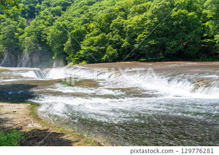 <群馬縣>夏季的吹割瀑布 129776281