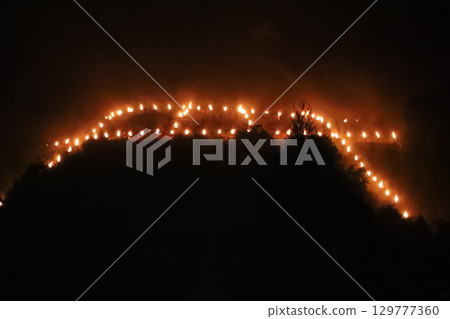 Late Summer in Kyoto: Gozan no Okuribi (Fires on Mountains) / Torii Gate Style Late Summer in Kyoto: Gozan no Okuribi (Fires on Mountains) / Torii Gate Style 129777360