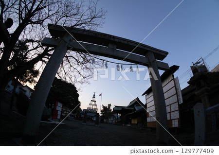 Oita City Kusuhara Hachimangu Temporary Shrine/Kouomiya (Okitama Shrine) Dusk Oita City Kusuhara Hachimangu Temporary Shrine/Kouomiya (Okitama Shrine) Dusk 129777409