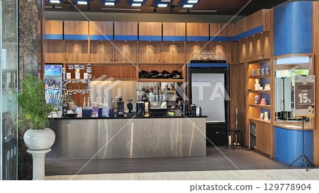 this is food and drink display at cafe this is food and drink display at cafe 129778904