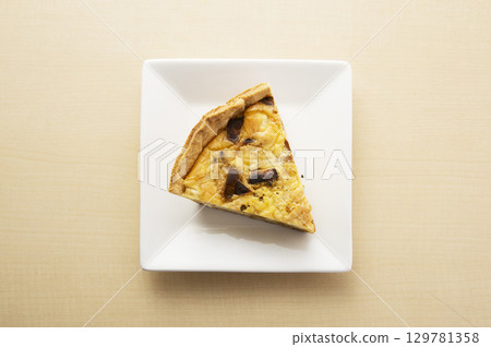 Aerial view of quiche 129781358