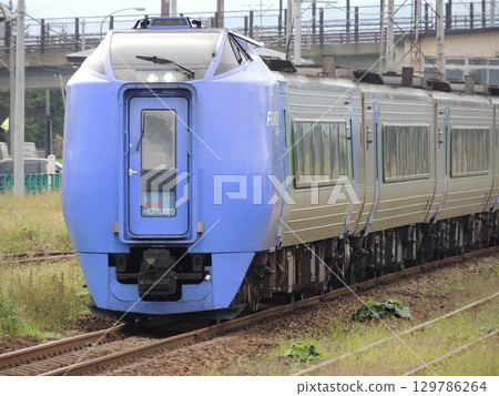 Muroran Main Line Scenery: Kiha 281 Series Hokuto Express (near Higashi-Muroran Station) 129786264
