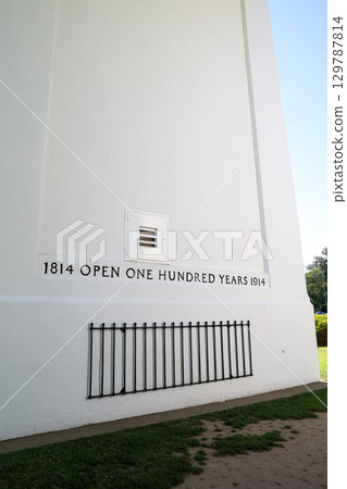 Peace Arch, the walkable border between the US and Canada 129787814