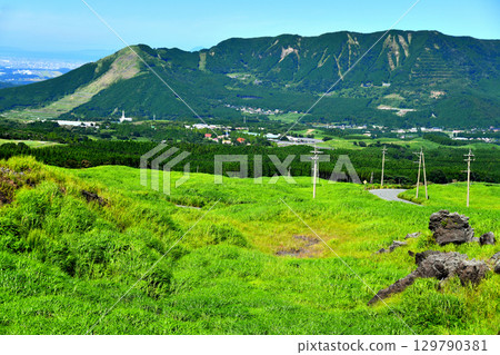 Kazuka-ryu Collapse / View of Aso Farmland (Minamiaso Village, Kumamoto Prefecture) [July 2025] 129790381