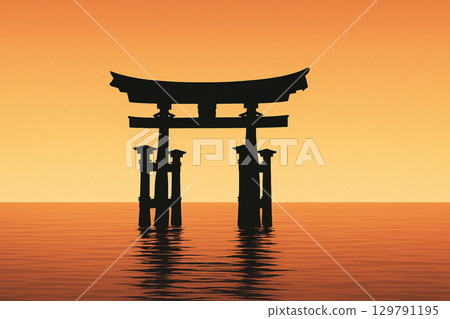 黃昏時分嚴島神社鳥居的輪廓 129791195