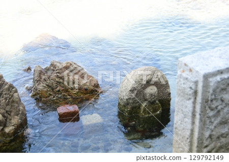 御座白浜石佛 129792149