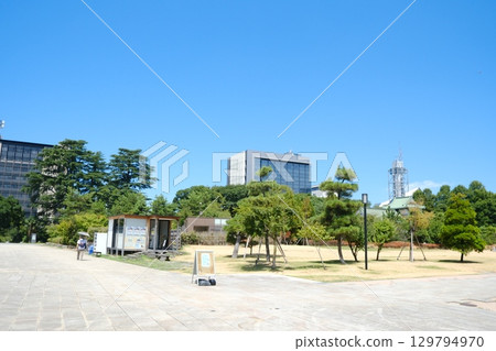 Summer at Toyama Castle Park: Blue skies and green spaces, a city park in the Hokuriku region. 129794970