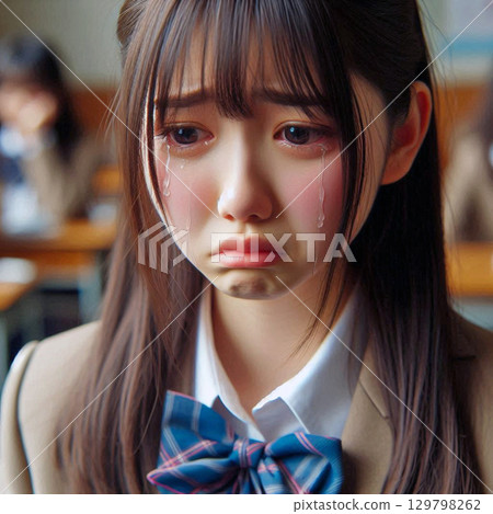 一名高中女生痛哭流涕 {40} 一名高中女生痛哭流涕 {40} 129798262