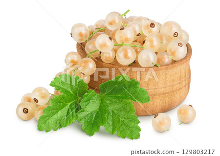 white or yellow currant in wooden bowl isolated on white background with full depth of field 129803217