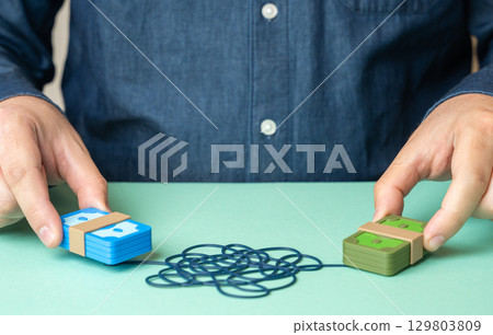 Currency exchange with minimal losses and costs. Financial planning. Favorable rates. 129803809