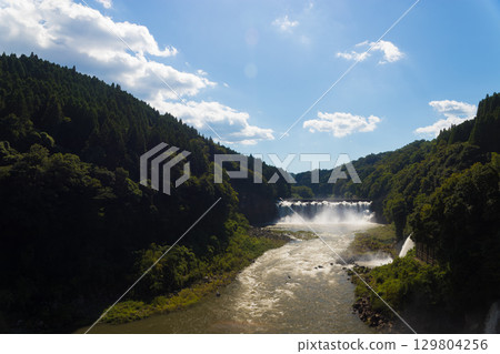 Chinda Falls and the Sky (Bungo-Ono City, Oita Prefecture) Chinda Falls and the Sky (Bungo-Ono City, Oita Prefecture) 129804256