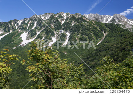 北阿爾卑斯山新綠季節 北阿爾卑斯山新綠季節 129804470