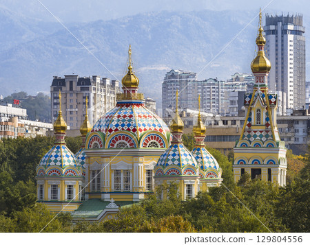 哈薩克阿拉木圖 Zenkov 大教堂 129804556