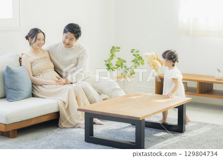 家庭的客廳 129804734