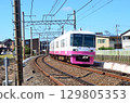 The Keisei Matsudo Line runs briskly around the curves 129805353