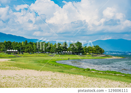 Summer scenery of Lake Biwa, Otsu City, Shiga Prefecture Summer scenery of Lake Biwa, Otsu City, Shiga Prefecture 129806111