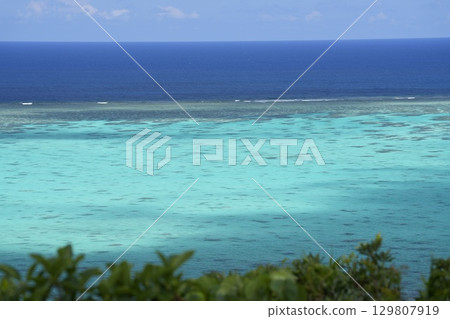 [沖繩縣石垣島] 從玉取崎展望台眺望海岸風景 129807919