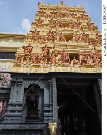 The colorful Sri Senpaga Vinayagar Temple in Katong 129809164