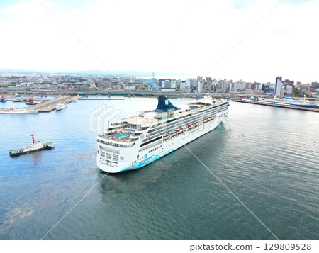 Aerial view of the cruise ship Norwegian Spirit calling at Hakodate Port in Hakodate, Hokkaido in summer Aerial view of the cruise ship Norwegian Spirit calling at Hakodate Port in Hakodate, Hokkaido in summer 129809528