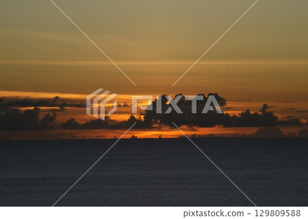 [Ishigaki Island, Okinawa Prefecture] Sunset view from Cape Hirakubo 129809588