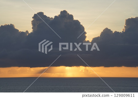 [Ishigaki Island, Okinawa Prefecture] Sunset view from Cape Hirakubo 129809611