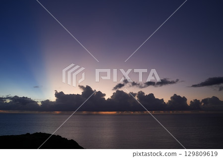 [沖繩縣石垣島]平久保岬的日落美景 129809619