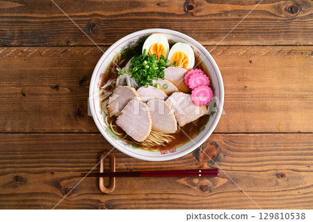 Roast pork soy sauce ramen Roast pork soy sauce ramen 129810538