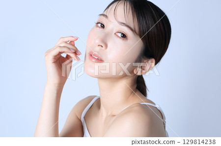 Female portrait beauty image 129814238