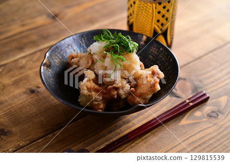 油炸磨碎的橙子醋 129815539