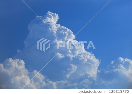 夏雲 129815770