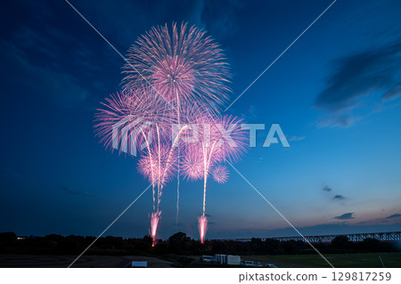 Toride River Fireworks Toride River Fireworks 129817259