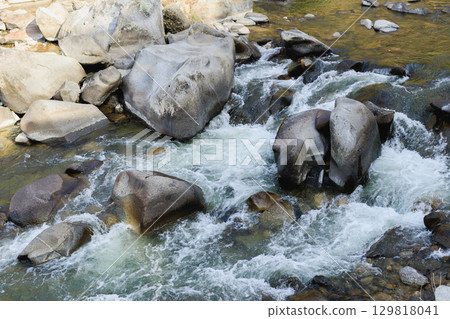 岩河流動 129818041