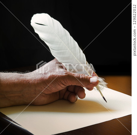 Old hand write letter on the table 129822012