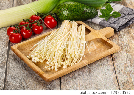 Raw enoki mushroom for cooking Raw enoki mushroom for cooking 129823532