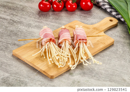 Raw roll with enoki and bacon Raw roll with enoki and bacon 129823541