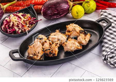 Afgani chicken kebab with white marinade Afgani chicken kebab with white marinade 129823569