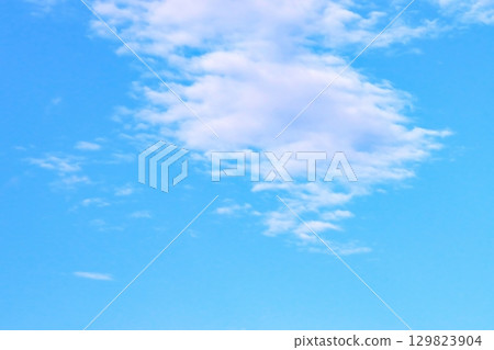 藍天白雲/背景素材 藍天白雲/背景素材 129823904