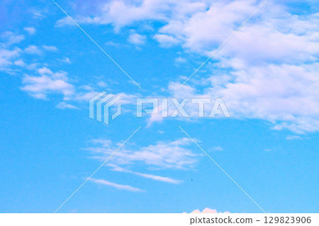 藍天白雲/背景素材 藍天白雲/背景素材 129823906