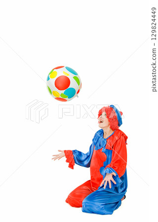 clown with a ball 129824449
