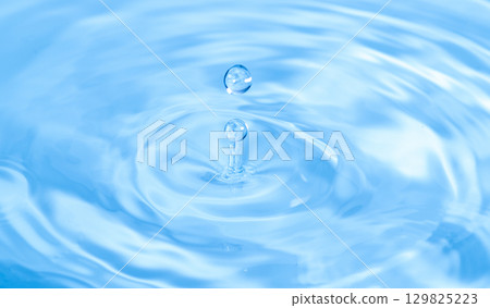 水濺動作鏡頭 水濺動作鏡頭 129825223